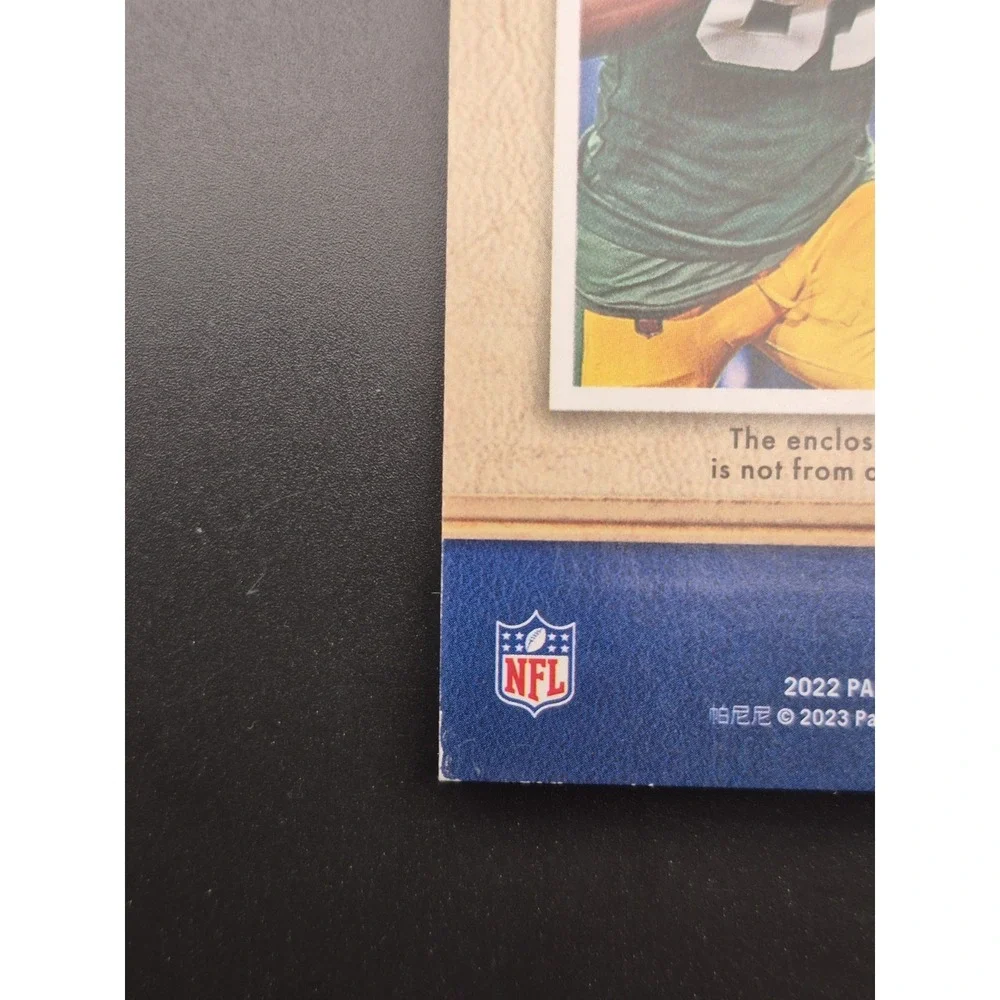 2022 Panini Playbook Romeo Doubs #YS-40 Yearbook Swatches Green /25 (MEM, RC)